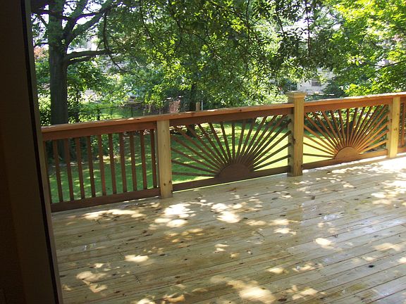 4th image of 5901 Deerwood Dr