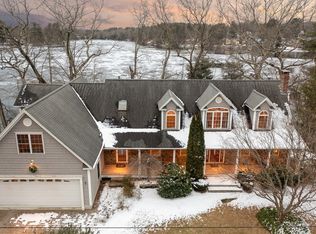 57 Flaxfield Rd, Dudley, MA 01571