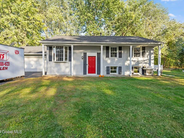 5 Comely Lane, Latham, NY 12110