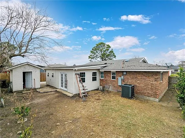 2801 Virginia Lee Dr — Photo 16