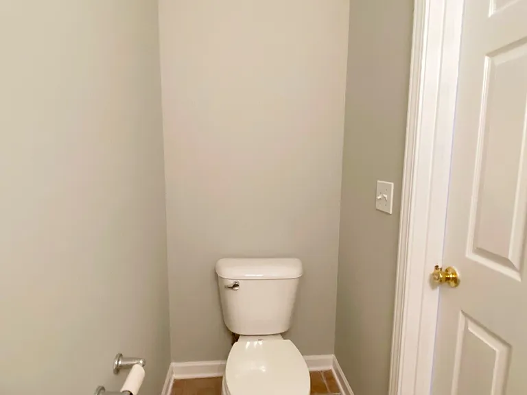 145 Bowen St #C4 — Photo 8