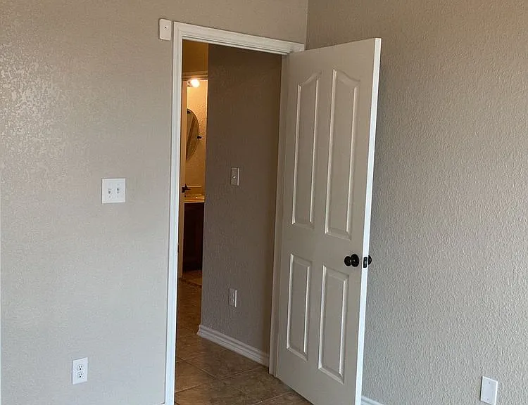 2704 Ancestor Dr — Photo 18