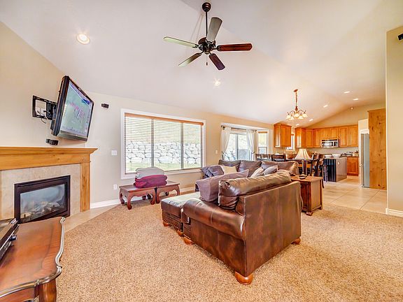 4th image of 5088 N Larkwood Ln