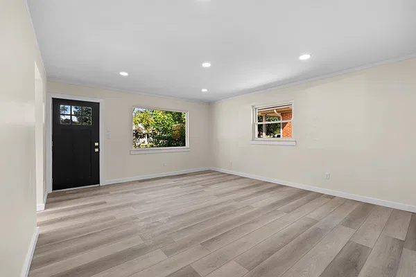 3 bed, 1355 sqft, $1,700 — Photo 4