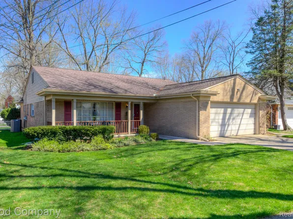 3800 Wakefield Rd, Berkley, MI 48072