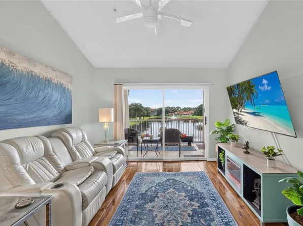 1610 N 42nd Cir APT 308, Vero Beach, FL 32967