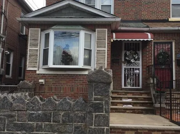 2742 Pearsall Ave, Bronx, NY 10469