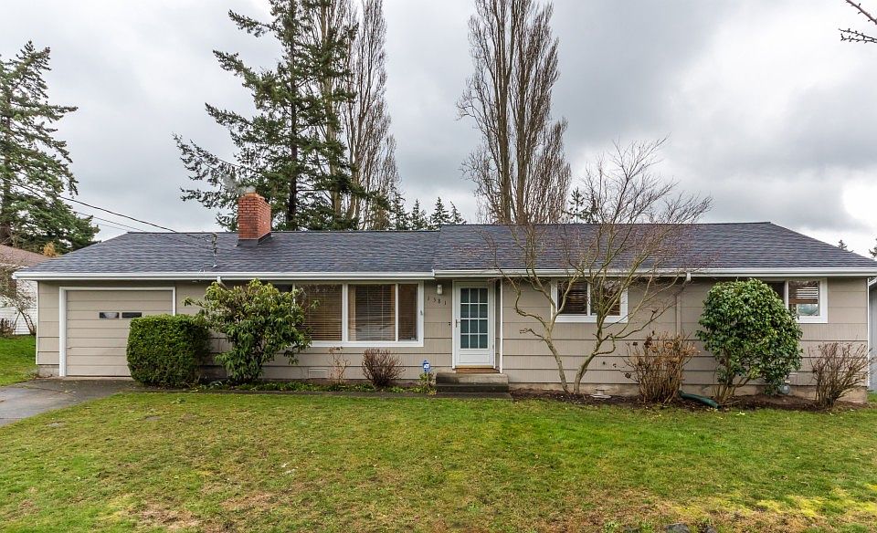 1st image of 1581 NE 9th Ave