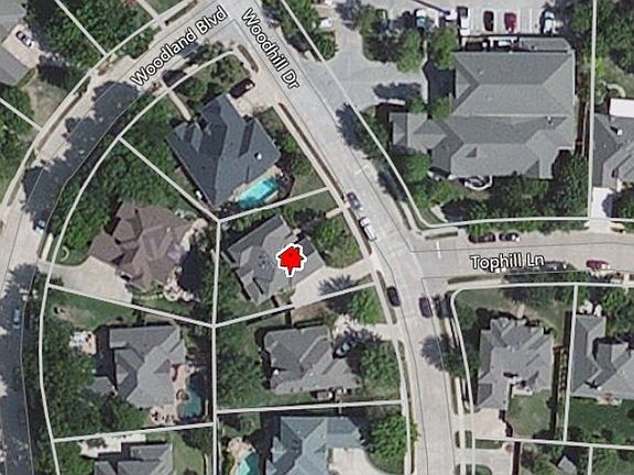 3rd image of 2013 Woodhill Dr