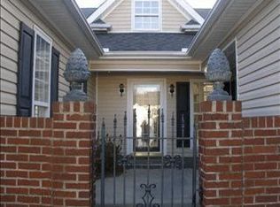 5363 Old Plantation Cir, Winston Salem, NC 27104