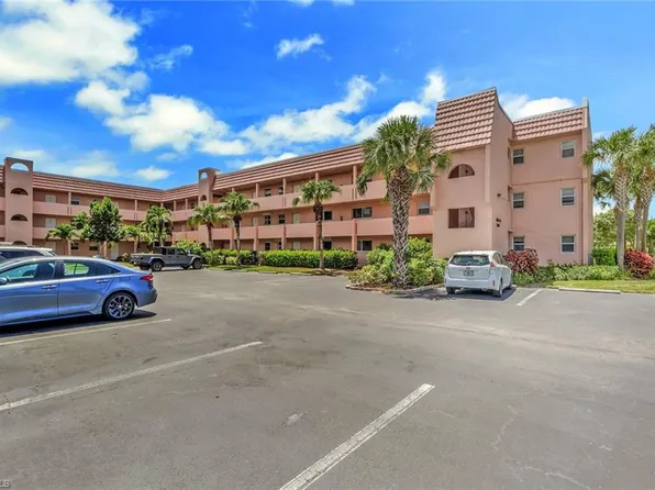 200 Forest Lakes BLVD #108, NAPLES, FL 34105