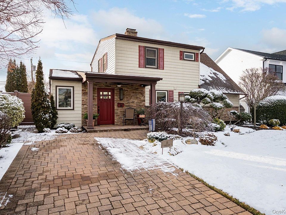 1st image of 16 Dahlia Lane