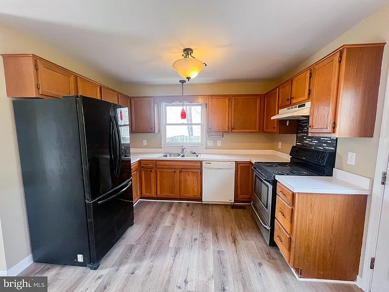 26 Byrd Ave — Photo 7