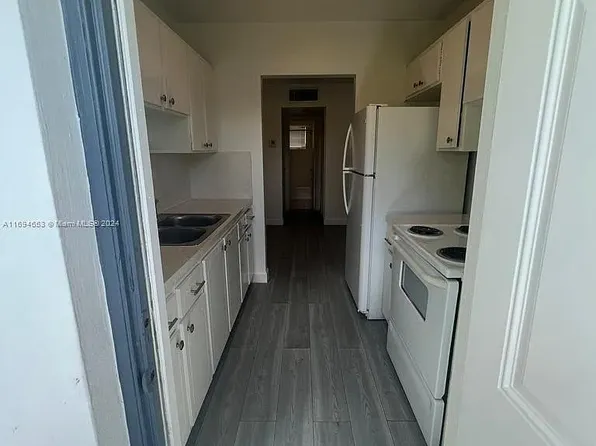 (undisclosed Address), Hollywood, FL 33020
