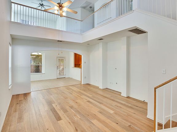 2nd image of 10405 Wylie Dr #T2