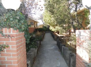 313 Palomas Dr NE, Albuquerque, NM 87108
