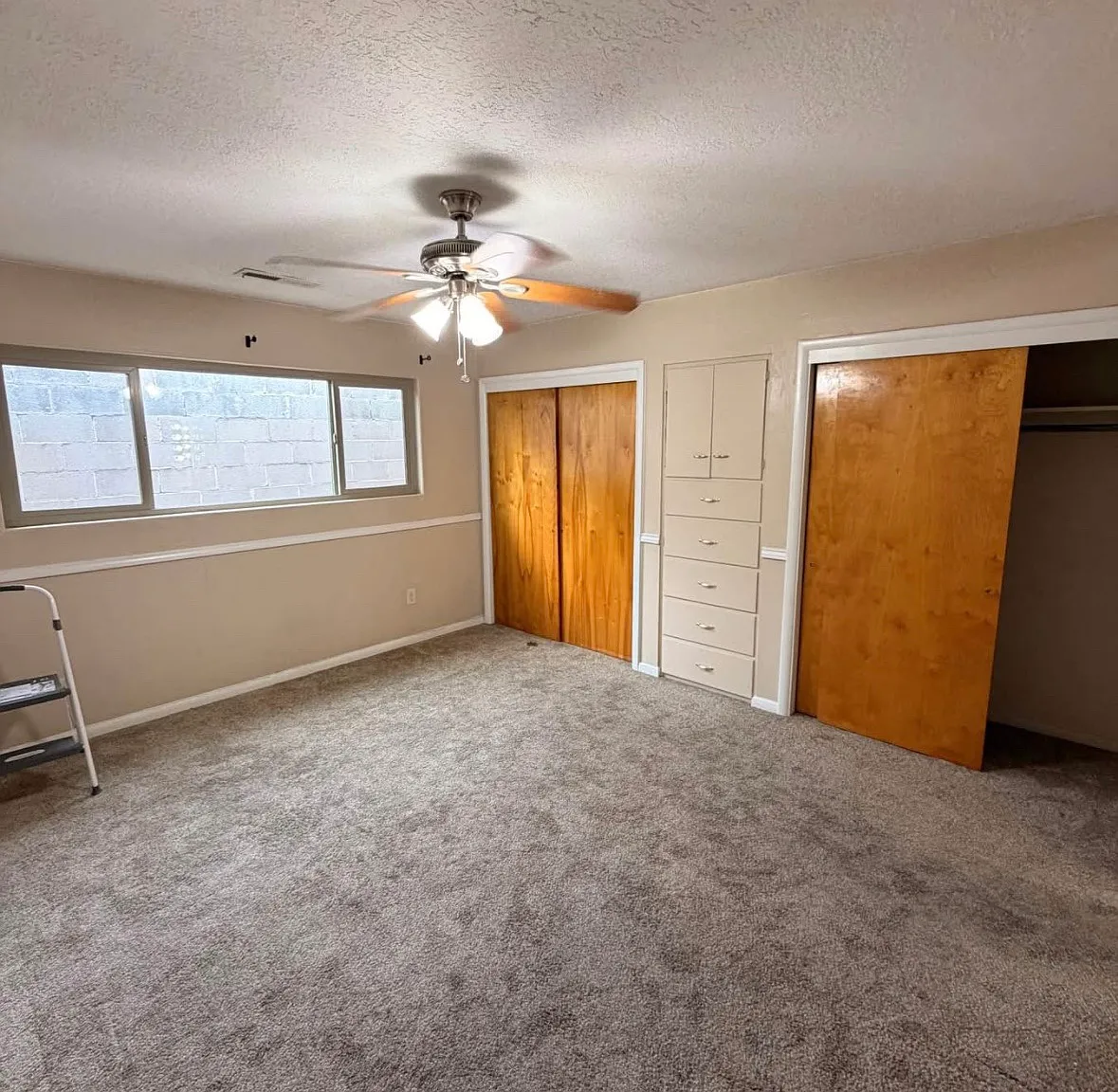 1 bed, 3325 sqft, $600 — Photo 1