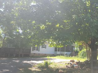 1033 County Home Dairy Rd, Conover, NC 28613