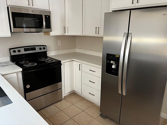 4th image of 3132 Cedar Ct