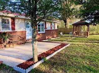 30 Washington St, Burnsville, MS 38833
