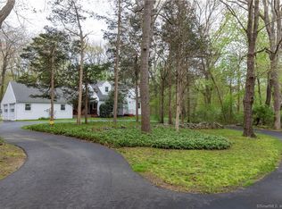 6 Wychwood Rd, Old Lyme, CT 06371