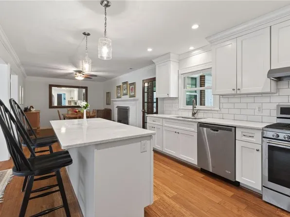 729 Avalon Ave, Virginia Beach, VA 23464