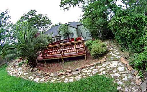 5th image of 600 Encinas Pl