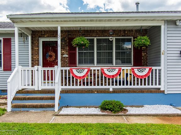 4th image of 121 Oakwood Pl