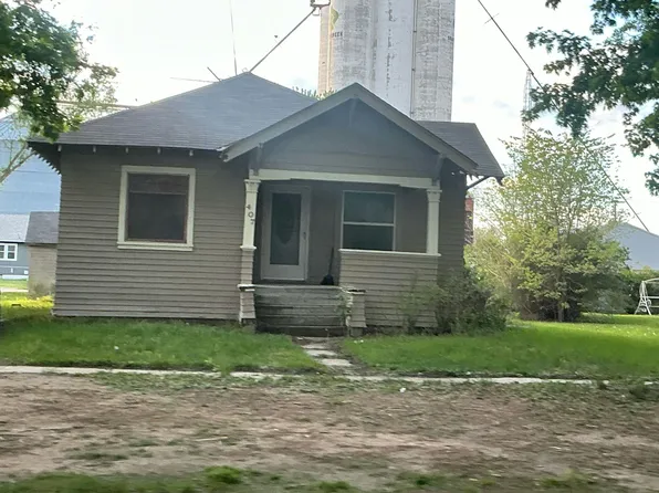 407 2nd St, Silver Creek, NE 68663