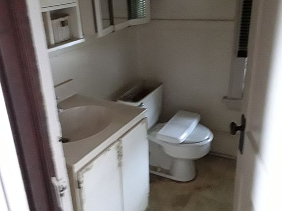 4th image of 1305 Kentucky Ave