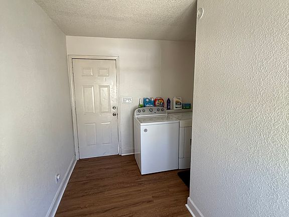 4th image of 5119 Paseo Blvd