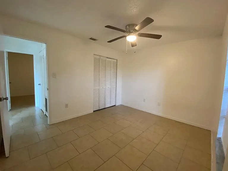 435 Earl Ave — Photo 14