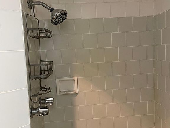4th image of 1616 E Sycamore Ave APT 1