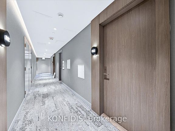 2nd image of 161 Roehampton Ave #732
