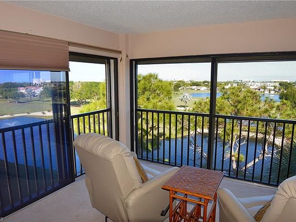 5th image of 7410 Lake Breeze Dr APT 510