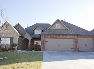 2040 E 135th St S, Bixby, OK 74008