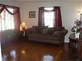 4th image of 3532 Greenlawn Dr