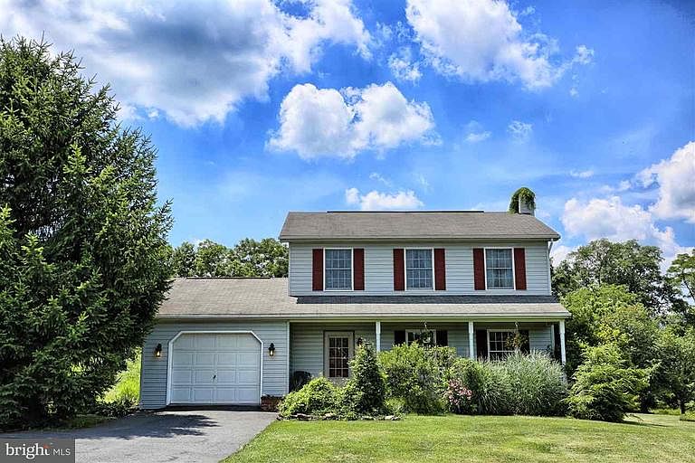 1st image of 23 Baker Ln
