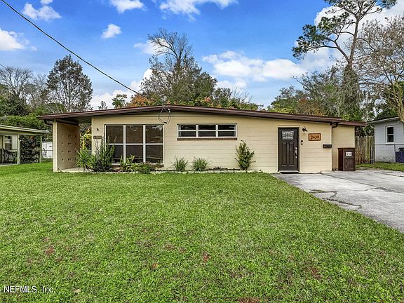 4th image of 2439 DOLPHIN Avenue