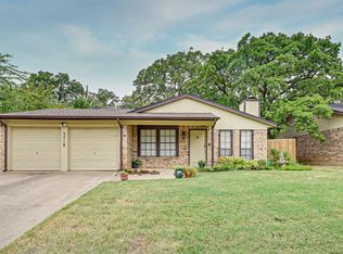 5718 Cedar Ridge Dr, Arlington, TX 76017