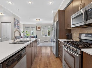 1111 Ewen Ave #14, New Westminster, BC V3M 5E3
