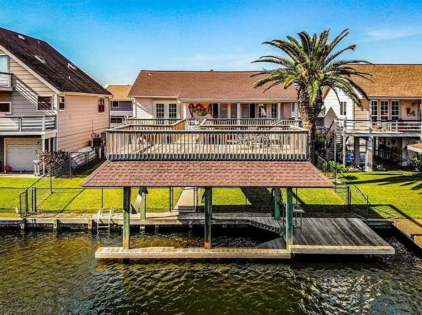 975 Bonita St, Bayou Vista, TX 77563