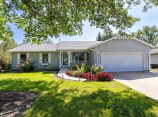 9407 Turkey Hollow Rd, Taylor Ridge, IL 61284