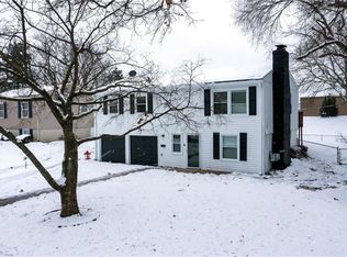 11911 W 93rd St, Lenexa, KS 66215