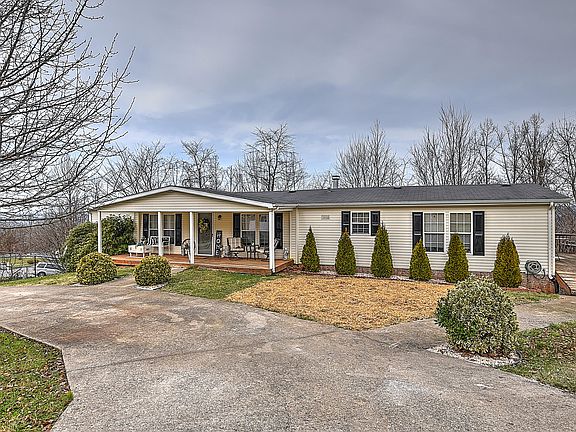 2nd image of 521 Feathers Ct
