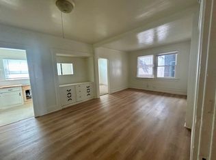1923 De La Vina St #2, Santa Barbara, CA 93101