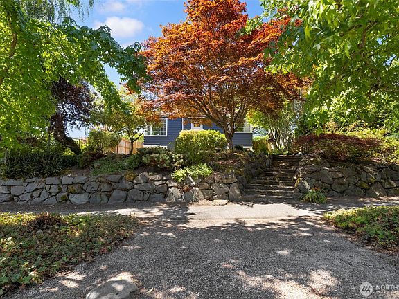 4th image of 7919 34th Avenue SW