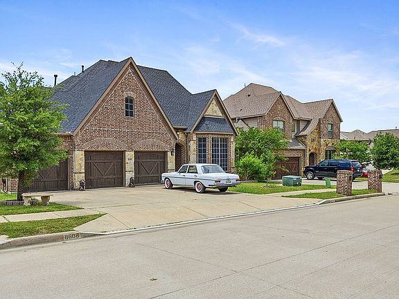 3rd image of 8608 Snowdrop Ct