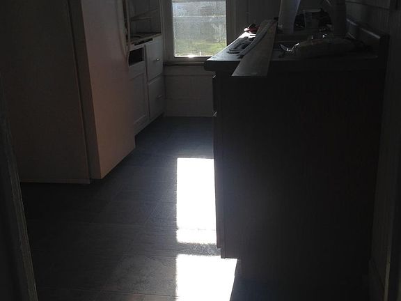 Kitchen, more complete now than in photo