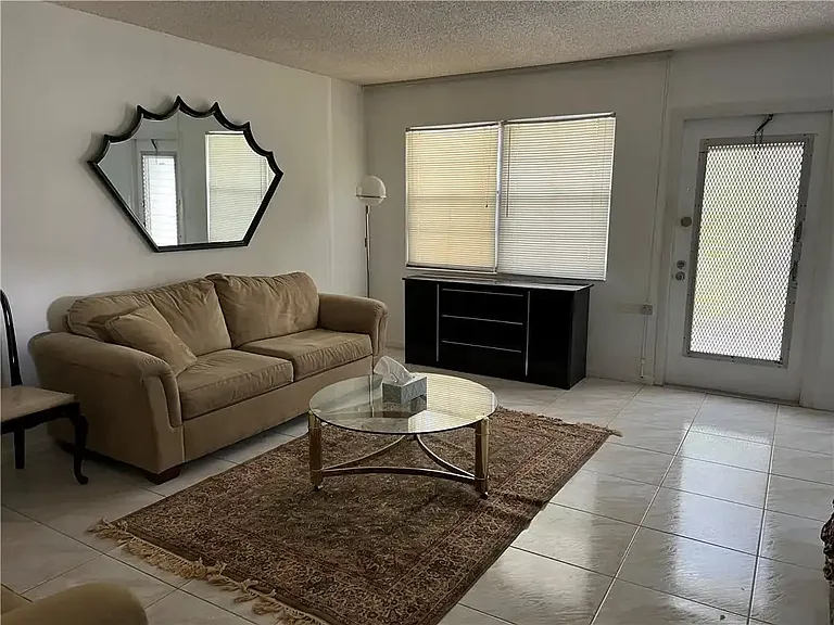 321 Newport Ct #V-unit 321 — Photo 38